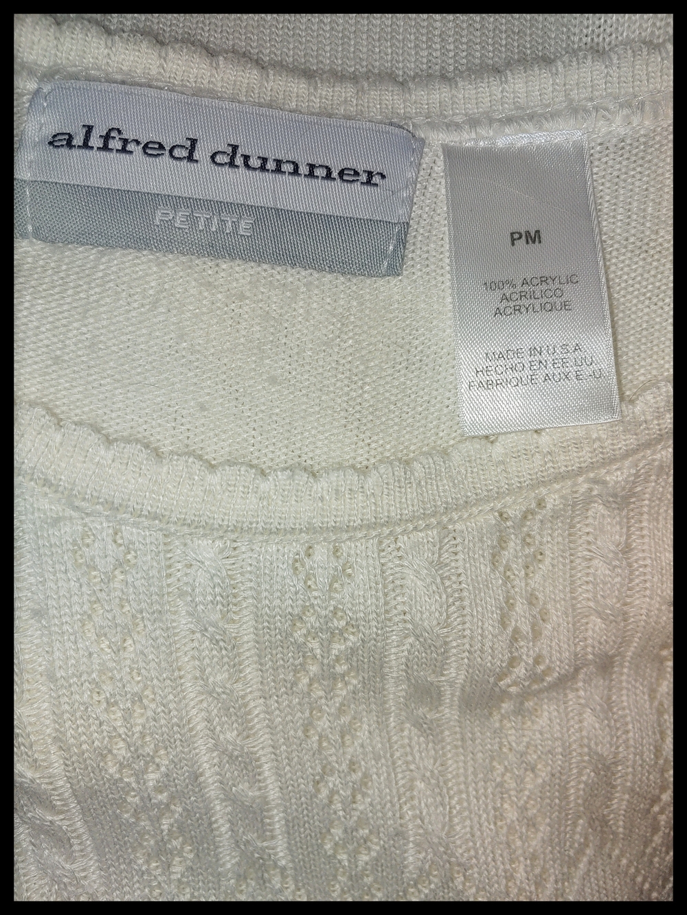 White Short Sleeve Knit Top with Edge Details - Picture 3 of 3